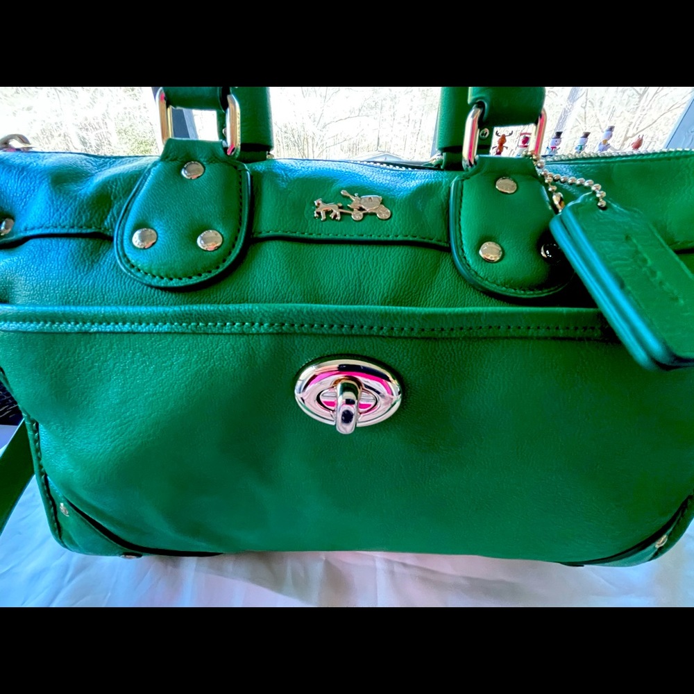 Coach 33689 Authentic Leather satchel crossbody